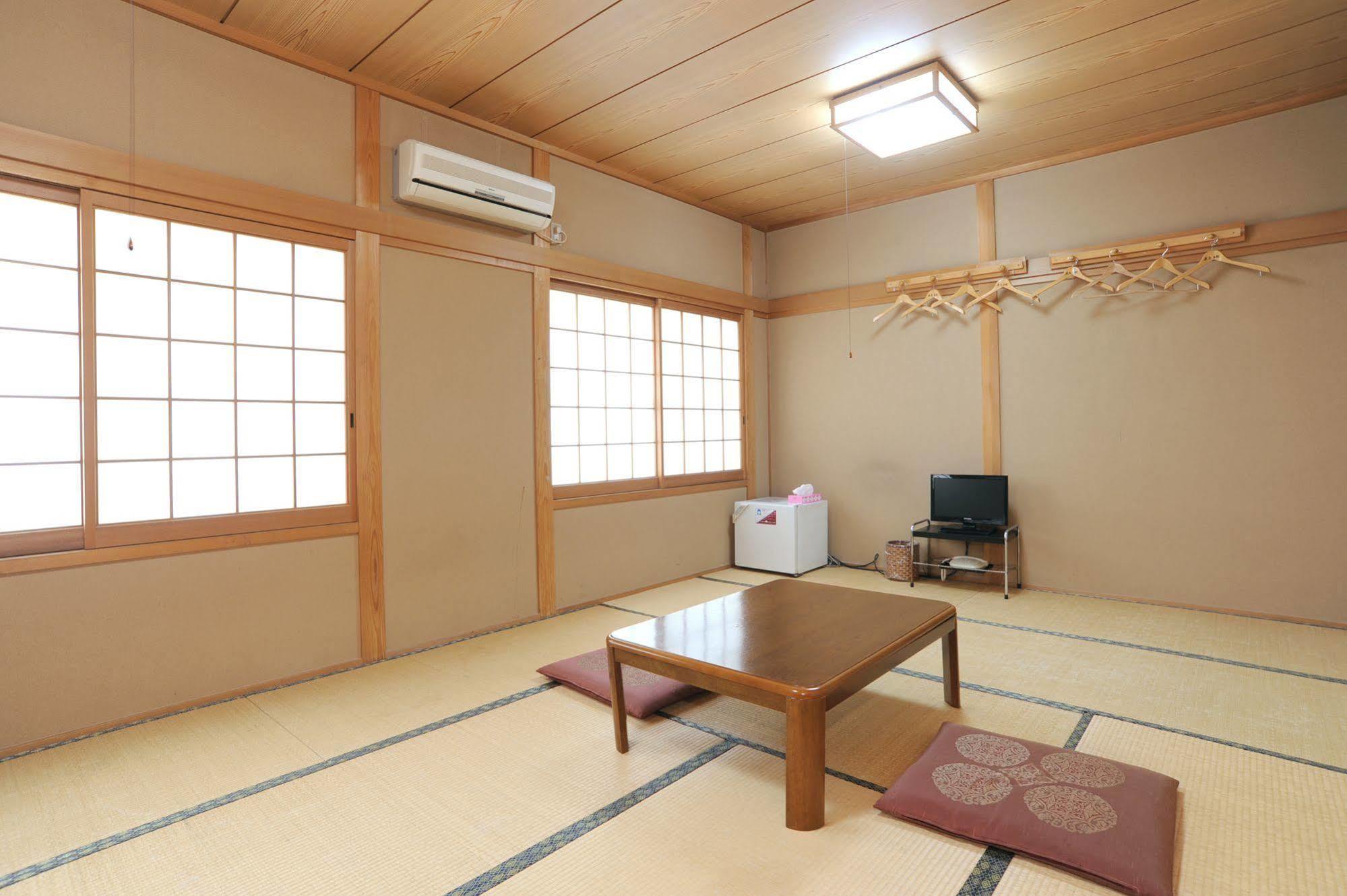 Japanese Ryokan Kashima Honkan Фукуока Екстер'єр фото